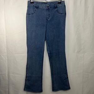 Hue Stretchy Pull On Jeans Size Medium